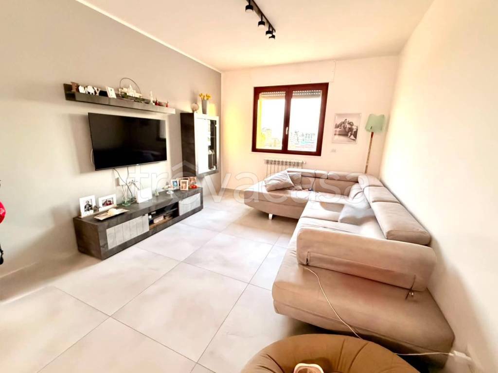 appartamento in vendita a Salerno in zona Pastena