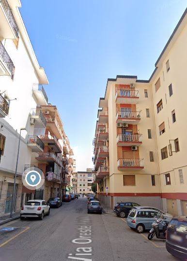 box auto in vendita a Salerno in zona Pastena