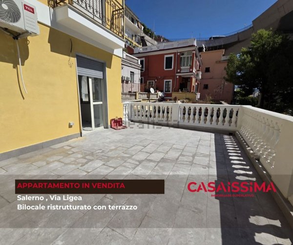appartamento in vendita a Salerno in zona Porto