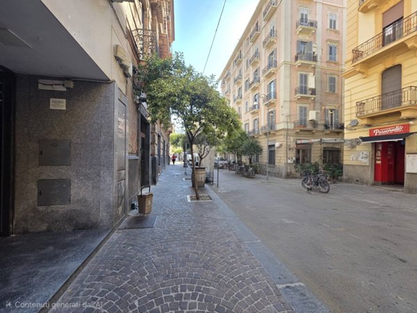 appartamento in vendita a Salerno in zona Centro Città