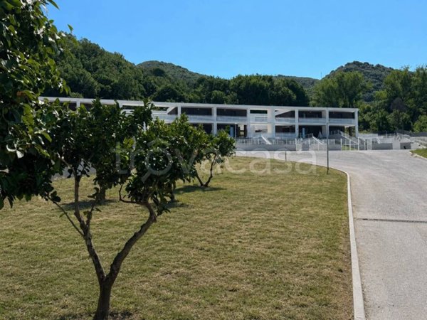 appartamento in vendita a Salerno in zona Pastena