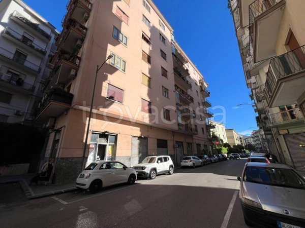 appartamento in vendita a Salerno in zona Centro Città