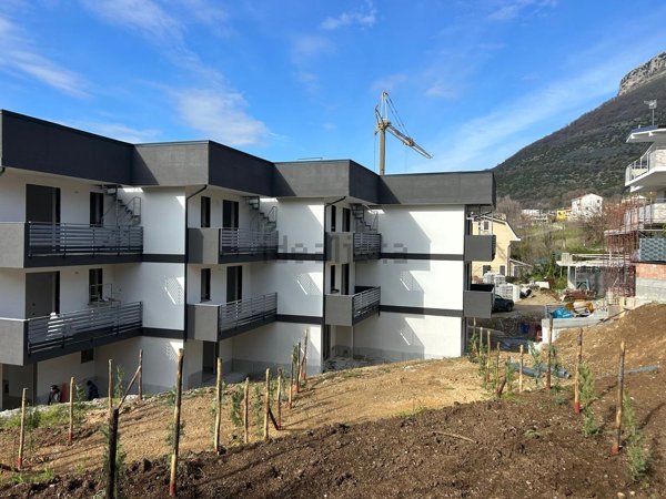 casa indipendente in vendita a San Cipriano Picentino