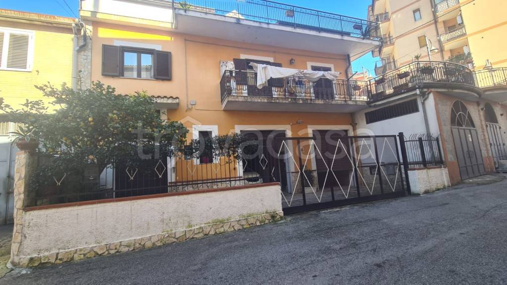 casa indipendente in vendita a San Cipriano Picentino