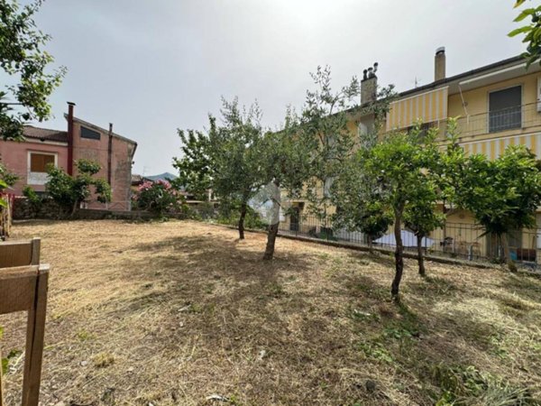 casa indipendente in vendita a San Cipriano Picentino