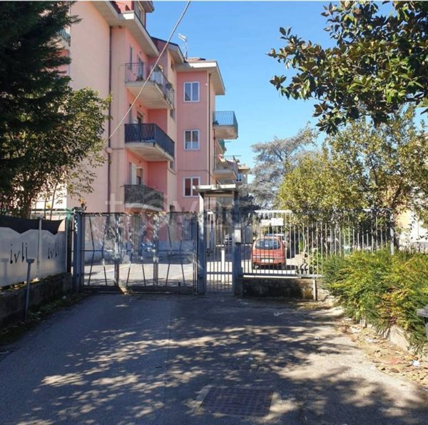 locale commerciale in vendita a San Cipriano Picentino in zona Campigliano
