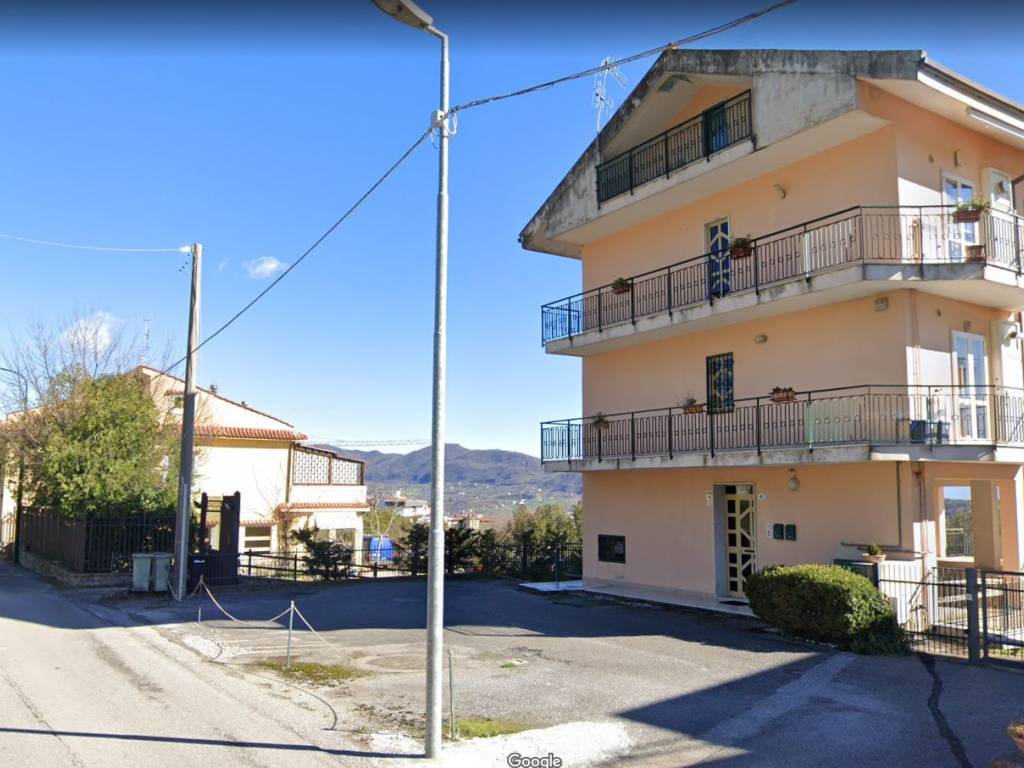 appartamento in vendita a San Cipriano Picentino in zona Pezzano