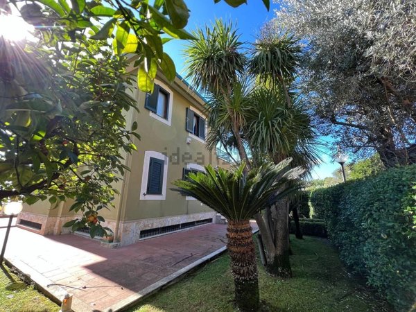 casa indipendente in vendita a San Cipriano Picentino