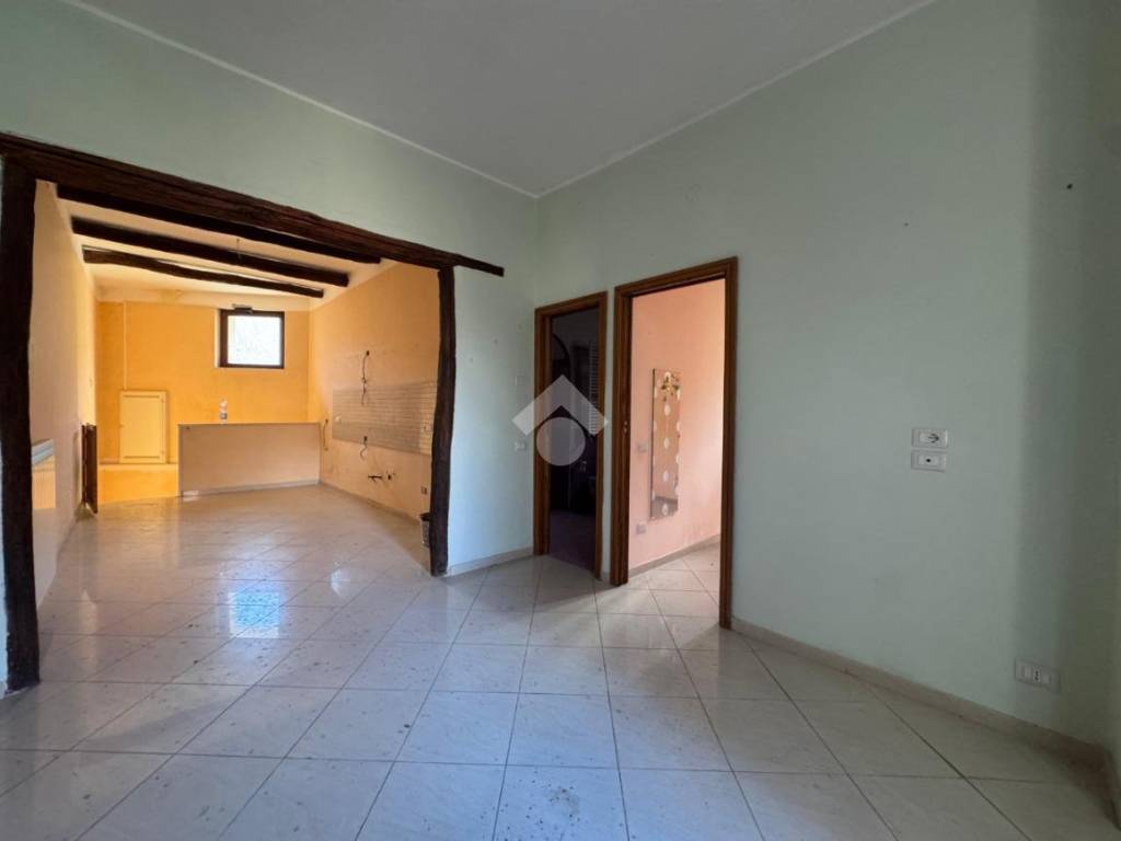 casa indipendente in vendita a San Cipriano Picentino in zona Vignale