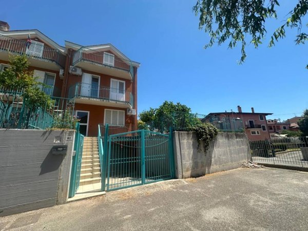 casa indipendente in vendita a San Cipriano Picentino in zona Pezzano