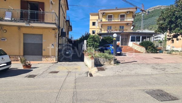casa indipendente in vendita a San Cipriano Picentino in zona Pezzano