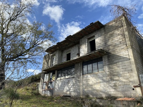 terreno agricolo in vendita a San Giovanni a Piro