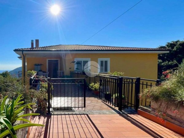 appartamento in vendita a San Giovanni a Piro in zona Scario