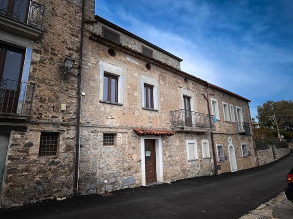 casa indipendente in vendita a San Giovanni a Piro in zona Bosco