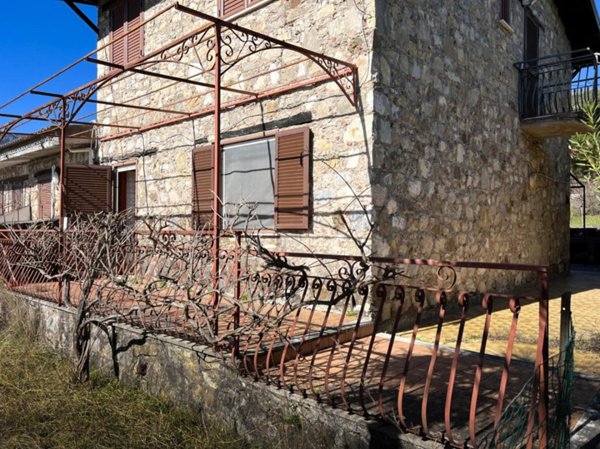 appartamento in vendita a San Giovanni a Piro in zona Scario