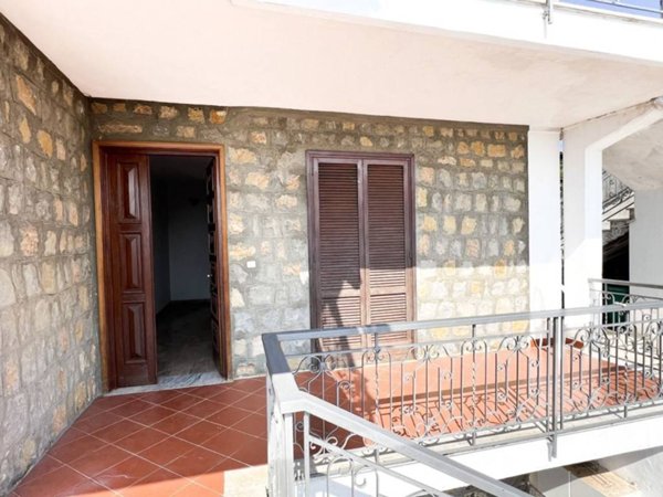 appartamento in vendita a San Giovanni a Piro in zona Scario
