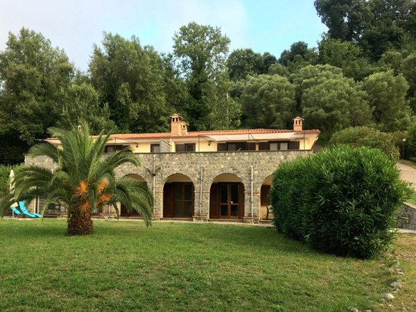 casa indipendente in vendita a San Giovanni a Piro