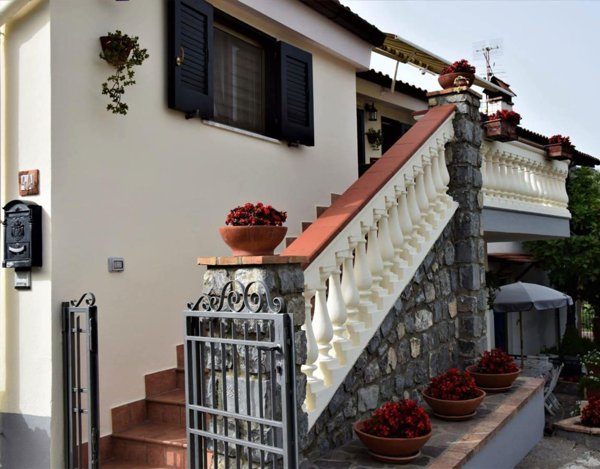 mansarda in vendita a San Giovanni a Piro in zona Scario