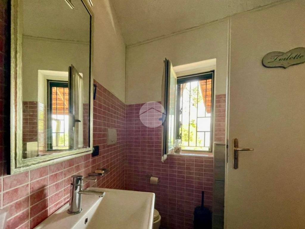 casa indipendente in vendita a San Giovanni a Piro in zona Scario
