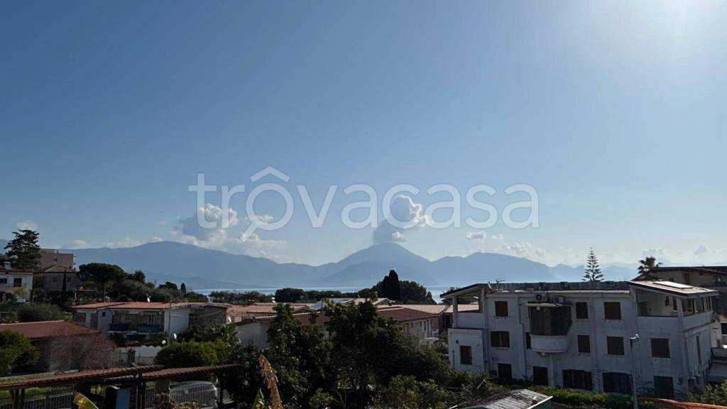 appartamento in vendita a San Giovanni a Piro in zona Scario