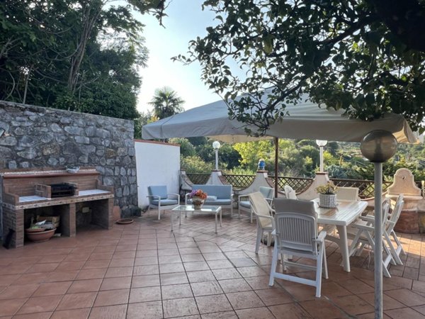 appartamento in vendita a San Giovanni a Piro in zona Scario