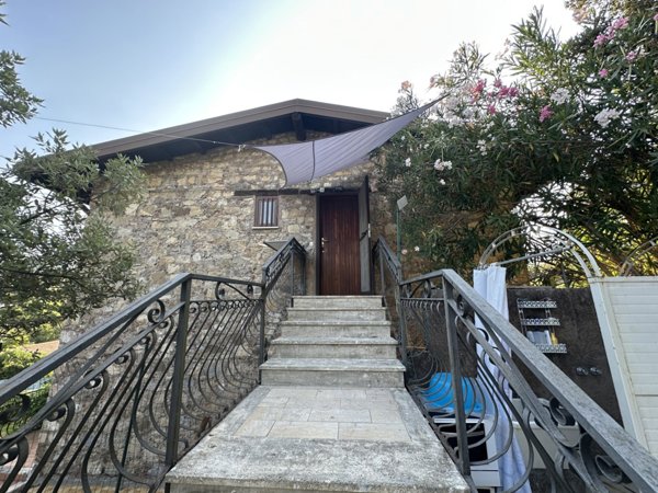 appartamento in vendita a San Giovanni a Piro in zona Scario