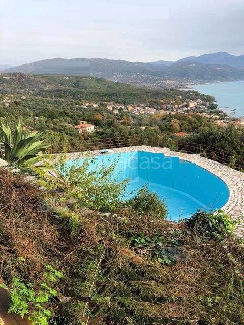 casa indipendente in vendita a San Giovanni a Piro