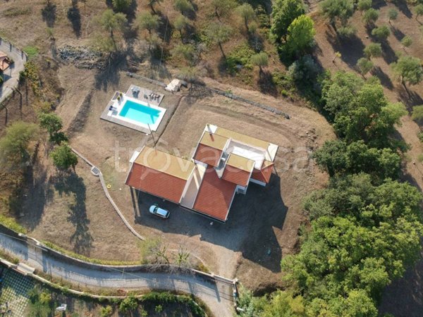 casa indipendente in vendita a San Giovanni a Piro
