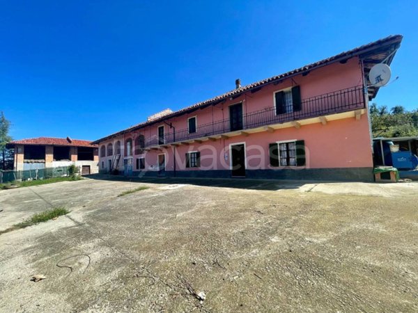 casa indipendente in vendita a Cissone