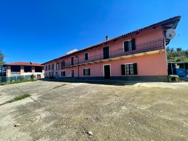 casa indipendente in vendita a Cissone
