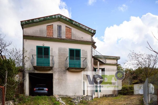 casa indipendente in vendita a San Gregorio Magno