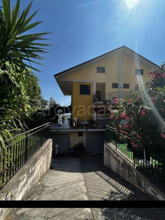 appartamento in vendita a San Mango Piemonte