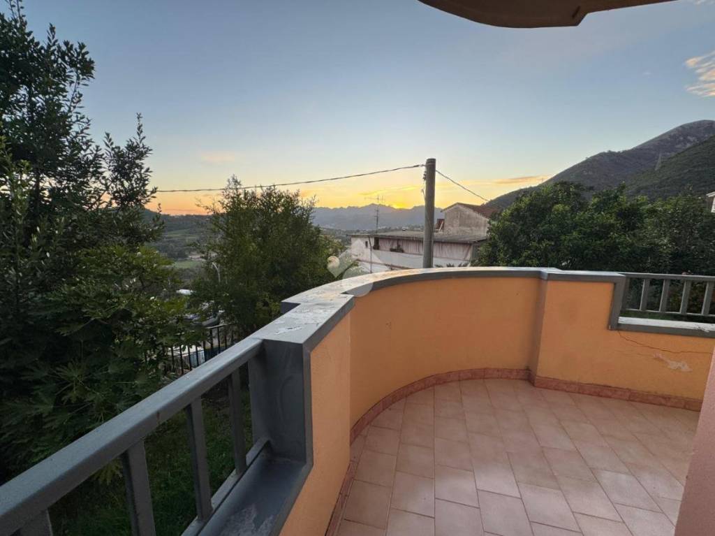 appartamento in vendita a San Mango Piemonte