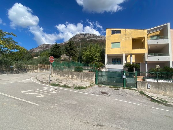 casa indipendente in vendita a San Mango Piemonte