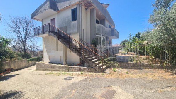 appartamento in vendita a San Mango Piemonte