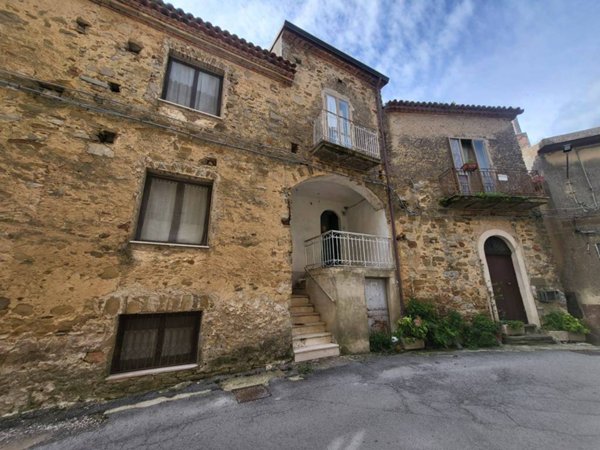 casa indipendente in vendita a San Mauro Cilento