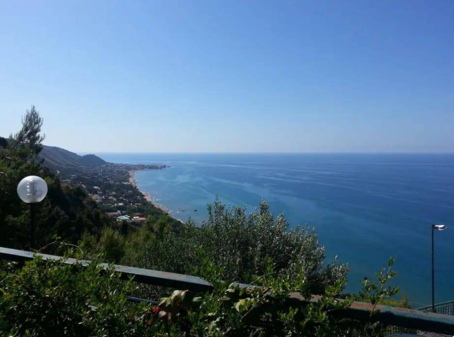 appartamento in vendita a San Mauro Cilento in zona Mezzatorre