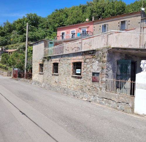 negozio in vendita a San Mauro Cilento