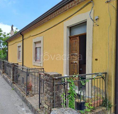 casa indipendente in vendita a San Mauro Cilento