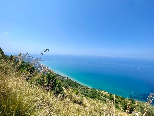 casa indipendente in vendita a San Mauro Cilento