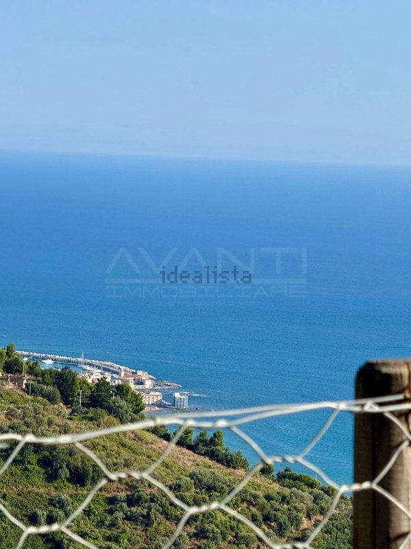 casa indipendente in vendita a San Mauro Cilento