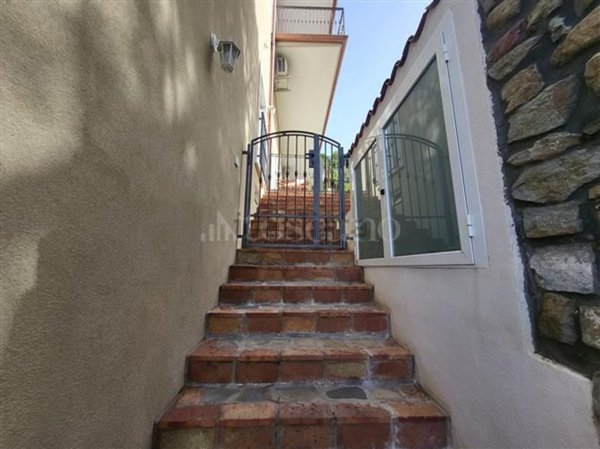 appartamento in vendita a San Mauro Cilento in zona Mezzatorre