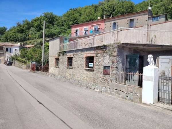 negozio in vendita a San Mauro Cilento