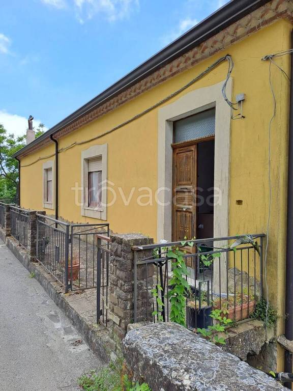 casa indipendente in vendita a San Mauro Cilento