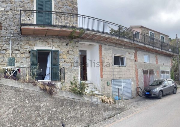 appartamento in vendita a San Mauro Cilento