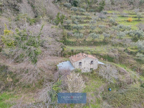 quadrivano in vendita a San Mauro Cilento