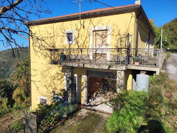 appartamento in vendita a San Mauro Cilento
