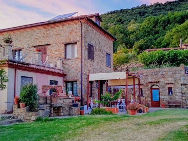 casa indipendente in vendita a San Mauro Cilento