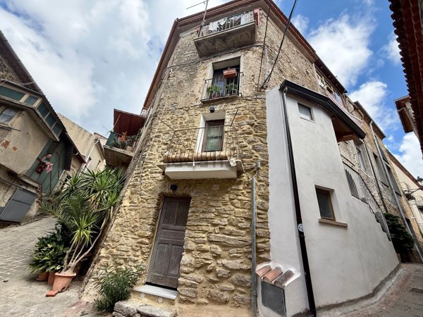 appartamento in vendita a San Mauro Cilento