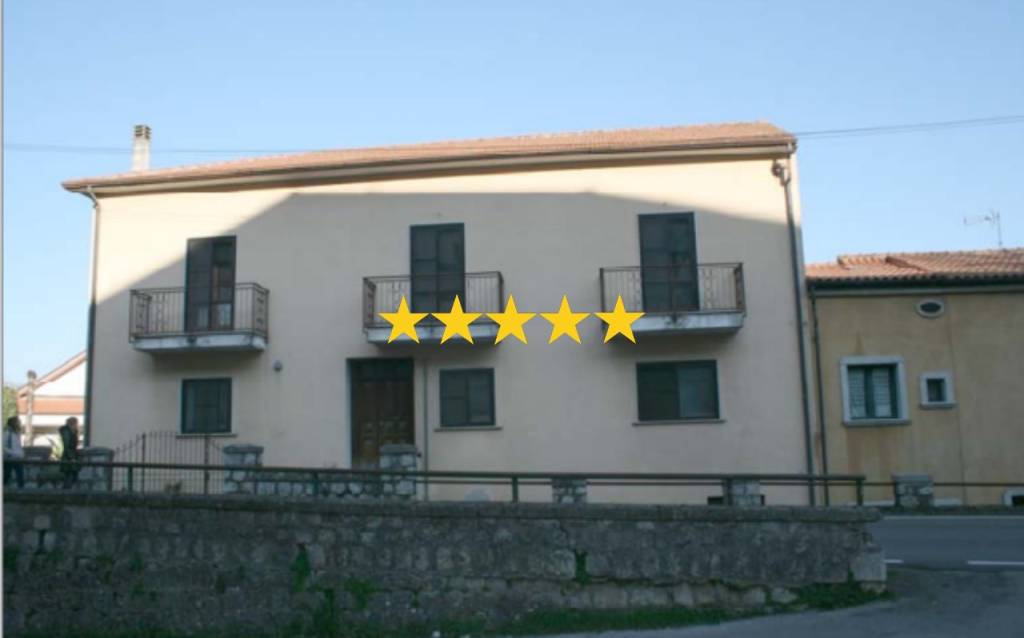 appartamento in vendita a San Pietro al Tanagro